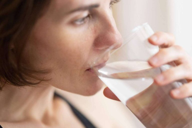 Aqua Family Plus permite consumir agua hidrogenada