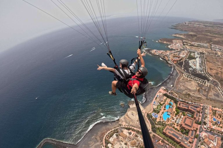 Tocar el cielo de Tenerife con la máxima seguridad, con Tenerfly