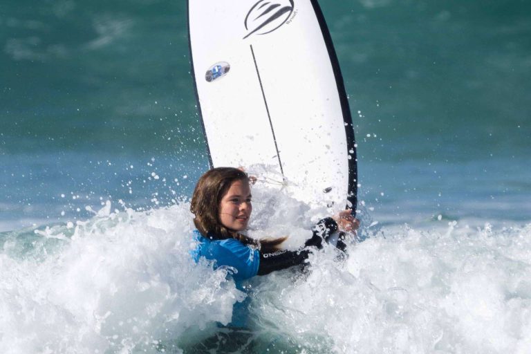 5 consejos para aprender a surfear con Flysurf