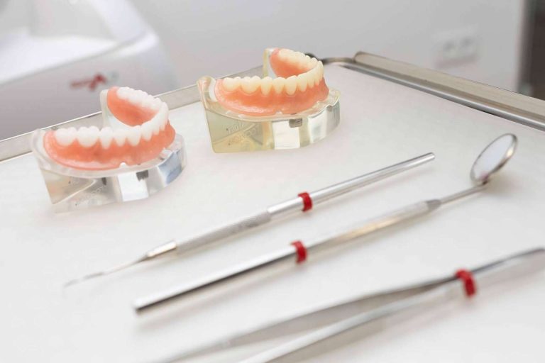 Corregir la sonrisa gingival con los expertos de la Clínica Calvo de Mora