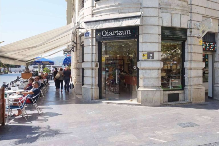 Acudir a la Pastelería Oiartzun en la Feria de San Sebastián Gastronomika 2023