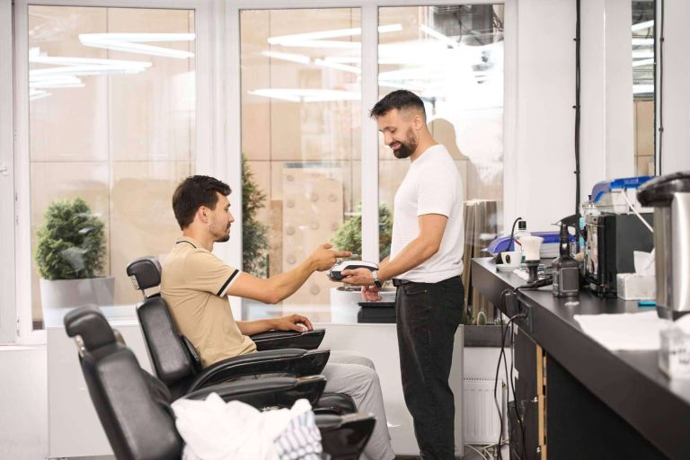 Aumentan las compras aplazadas en peluquerías y gimnasios en España