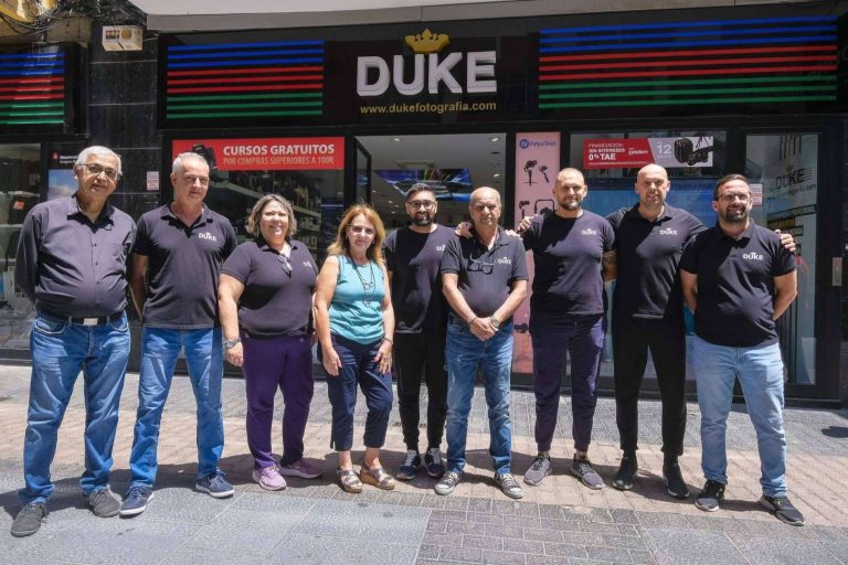 El amplio catálogo de cámaras digitales de Duke Fotografía