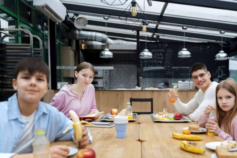 Nutrición y comodidad; La transformación de las cantinas escolares y deportivas por parte de Ilitia Mediterránea