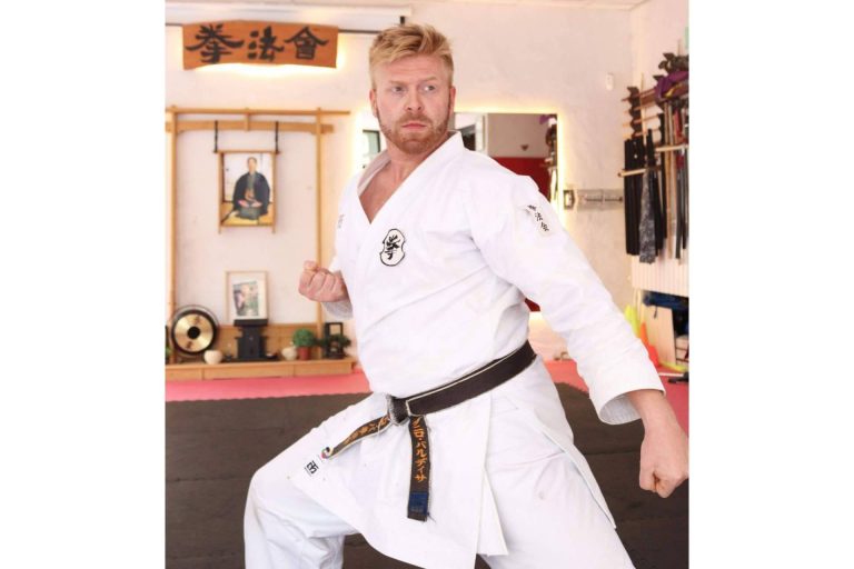 Danilo Jude Bardisa Kelly defiende el título como Campeón del Mundo de Kenpo Kai en Túnez