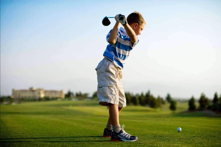 El campo de golf Olivar de la Hinojosa lanza sus nuevos cursos trimestrales para la temporada 2023/2024