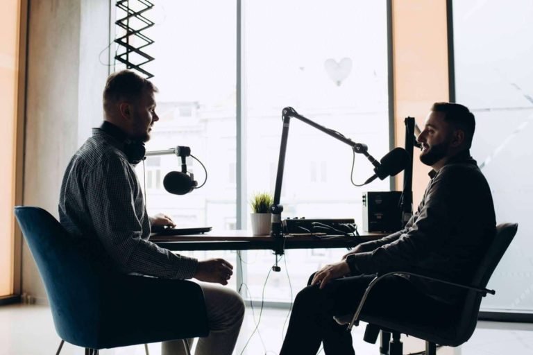 Iván Patxi ofrece su blog y su libro 'Objetivo Podcast' a los fans de este formato