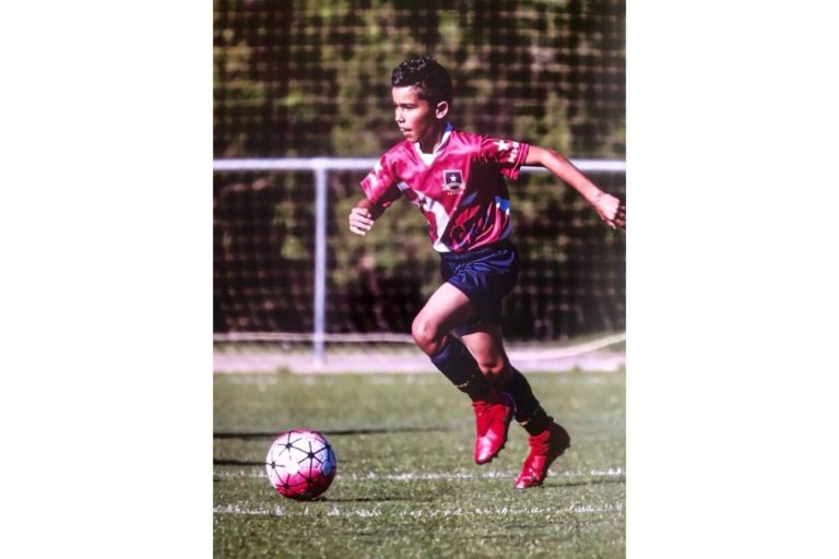 Roi Lopez 10, el futbolista de 14 años