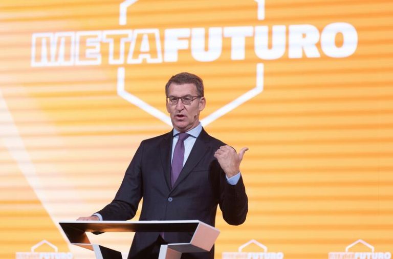 Feijóo avisa a Sánchez que el futuro pasa por centralidad y consenso: 