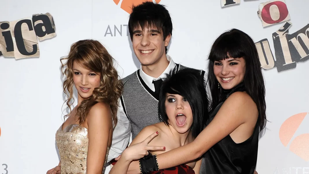 Úrsula Corberó y Angy Fernández desvelan las relaciones íntimas del reparto de Física o Química