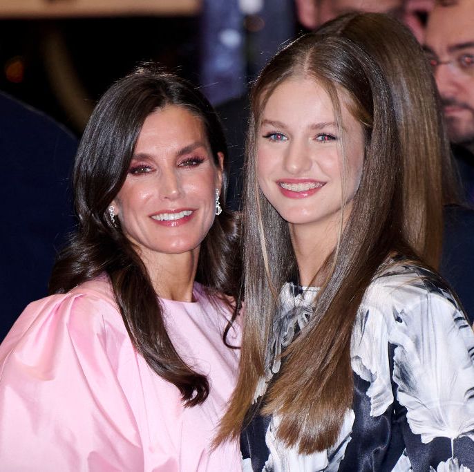 La princesa Leonor deslumbra en los premios Princesa de Asturias con este vestido de H&M