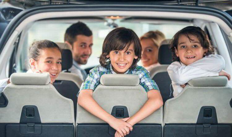 La DGT protege a los más pequeños con estos trucos para evitar accidentes