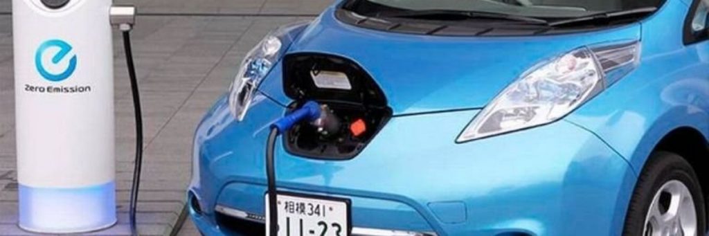 OCU PIDE A LA DGT REVISAR LAS ETIQUETAS EN 2023