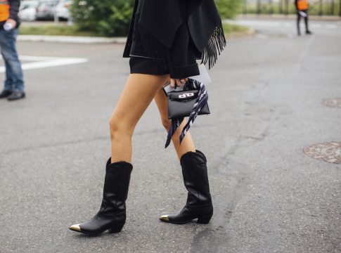 Botas altas o de estilo cowboy Zara sorprende con los precios de estas tres prendas que puedes tener en tu armario por menos de 40 euros