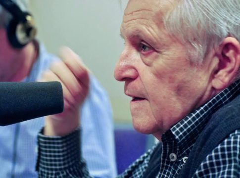 Carlos Pumares: El periodista que dejó huella en la historia de los medios