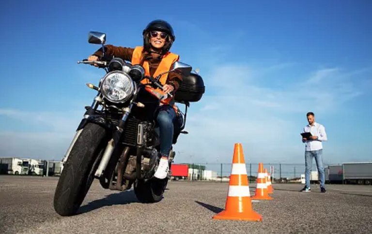 Todo lo que debes saber sobre el carnet de moto A2