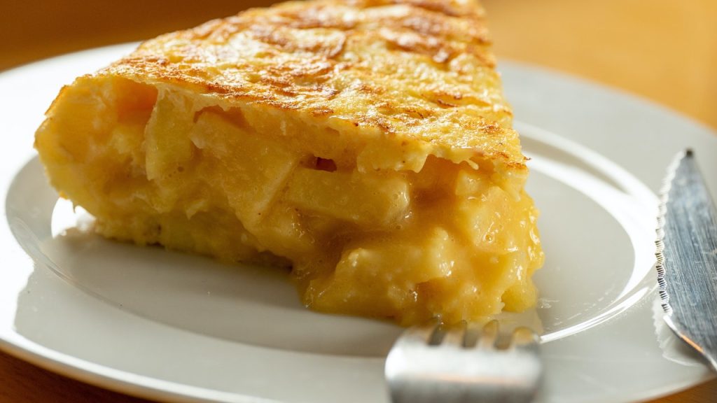 Este es el truco de Arguiñano para una tortilla de patatas de profesional
