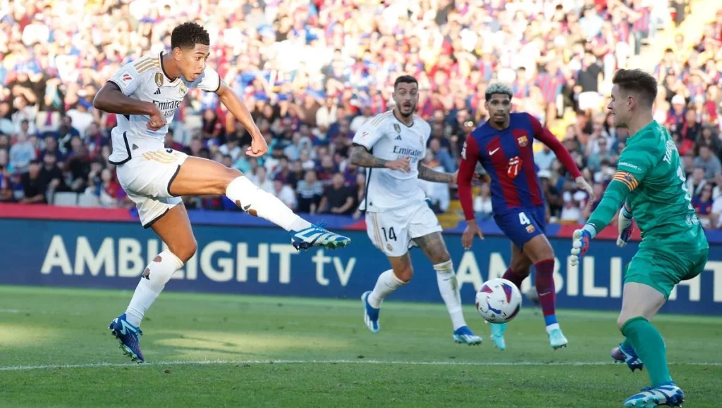 En ese choque ante el Barça lanzó de largar distancia