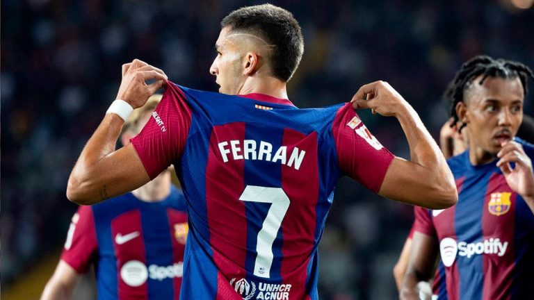 Ferrán Torres puede volver al Valencia CF: el fichaje que lo saca del Barcelona