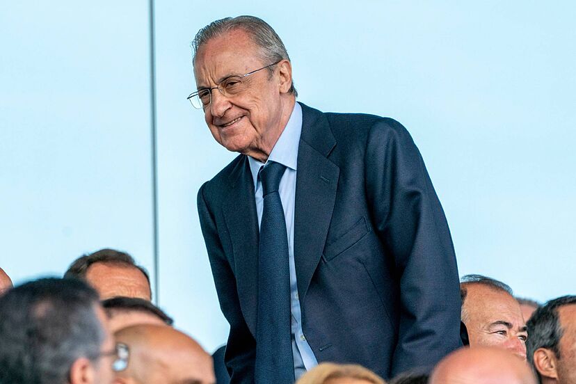 El Larguero: sigue la polémica por esta decisión de Florentino sobre el Clásico 87 Florentino no estará en el Clásico