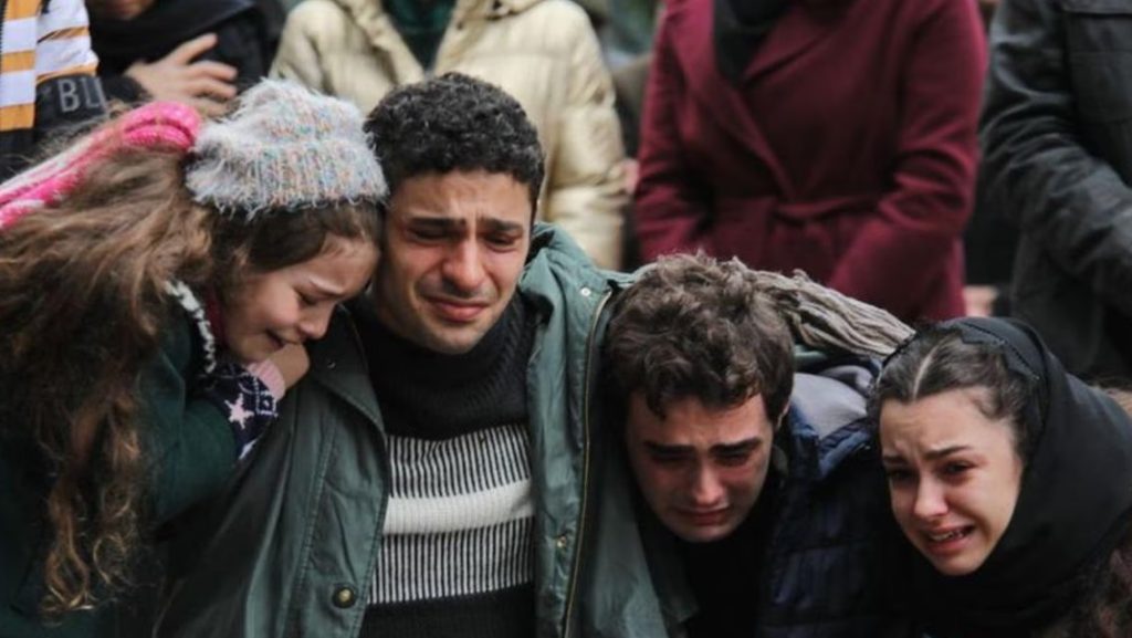 Una producción cuidada, con buenas actuaciones