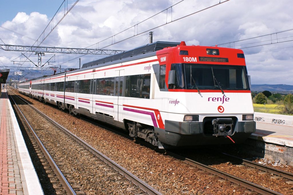 La Renfe advierte: estas son las líneas que sufrirán cambios a partir de hoy 145 Cortes en la Línea C-3 de Cercanías