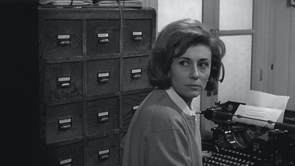 Julia Gutiérrez Caba en “Nunca pasa nada”