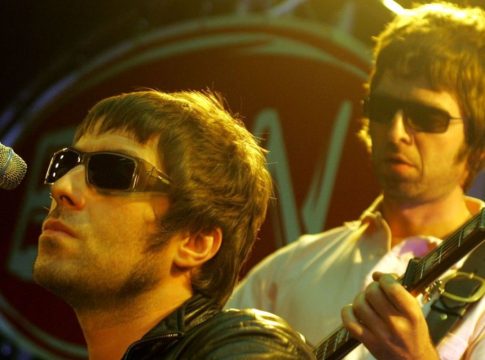 Liam Gallagher anuncia el regreso triunfal de Oasis. Detalles de la gira mundial en solitario Liam Gallagher anuncia el regreso triunfal de Oasis: Detalles de la gira mundial en solitario