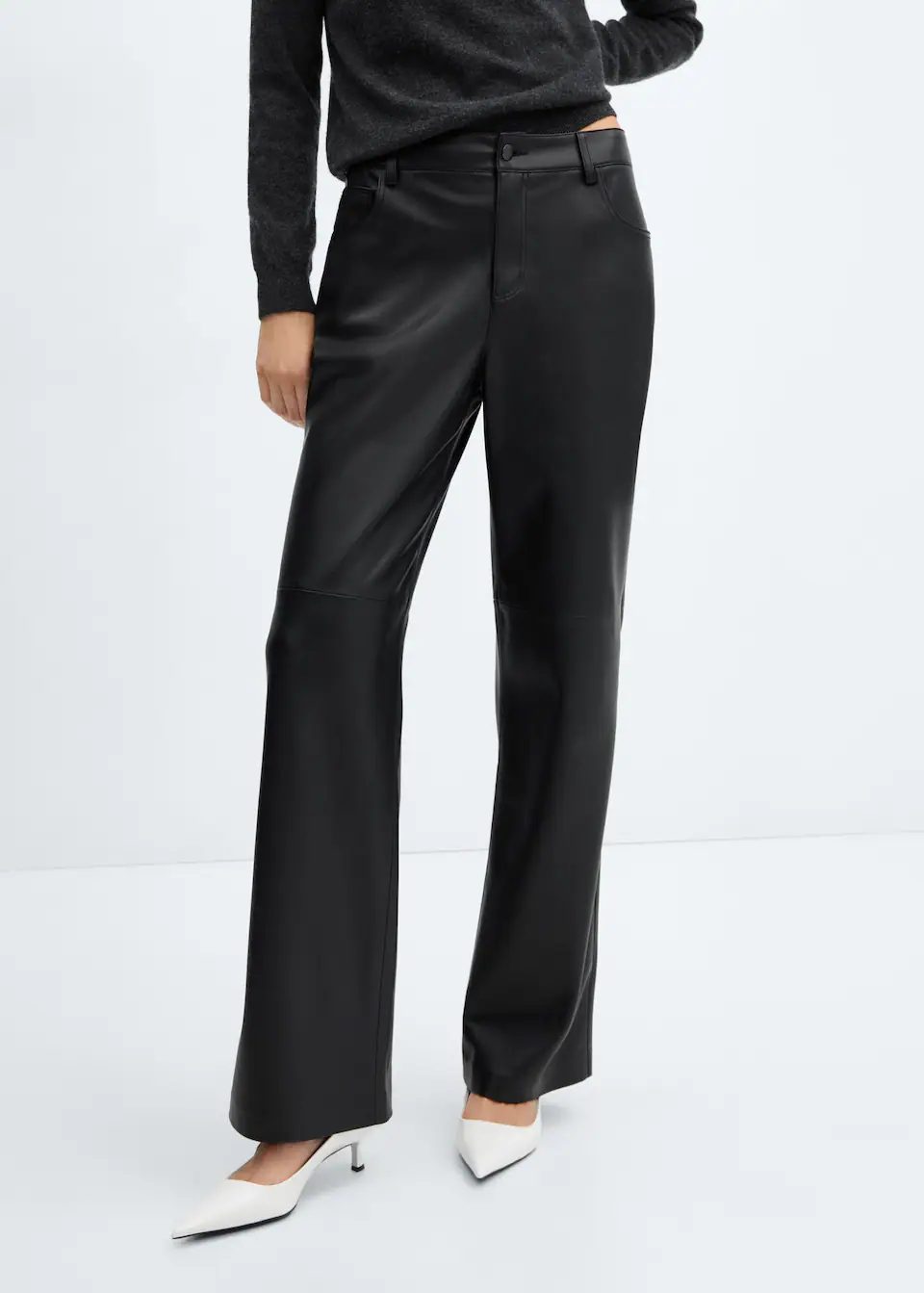 Mango apuesta por lo clásico: Estos son sus 10 pantalones más vendidos este otoño