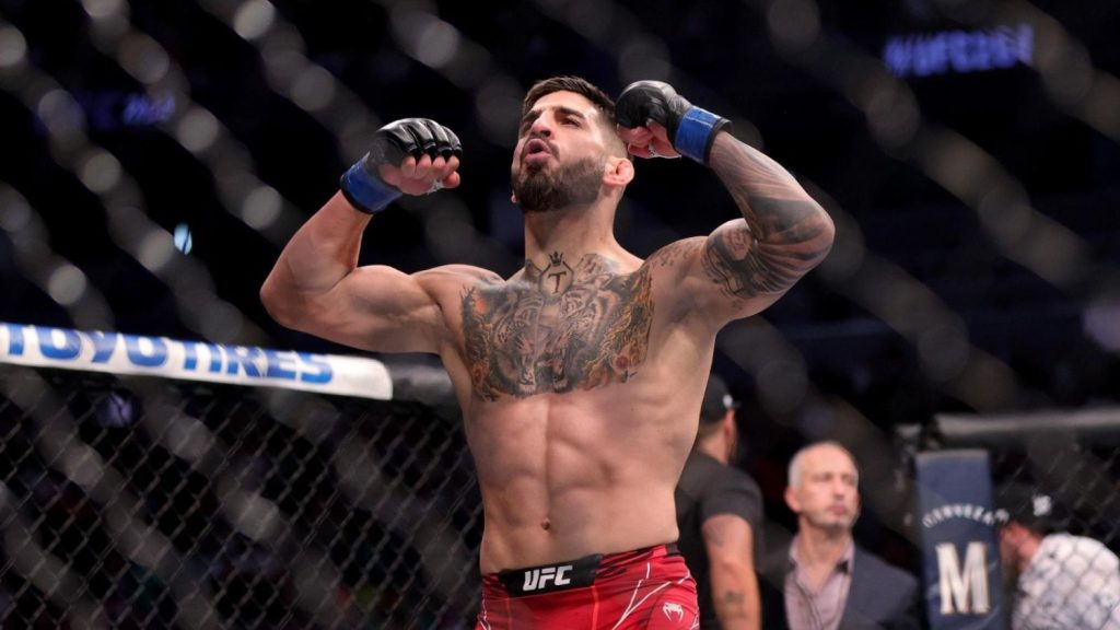 Pero el pelador sigue con su ruta en la UFC