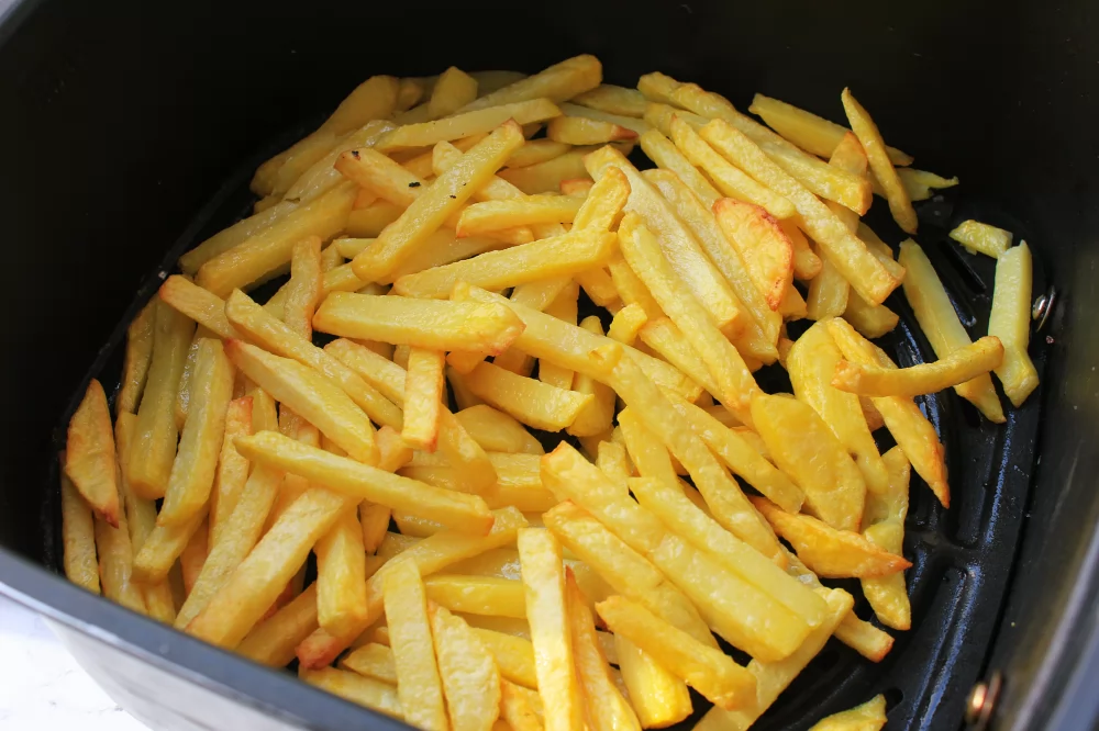 Ahorra tiempo y aceite con esta receta de patatas fritas en la Freidor de Aire