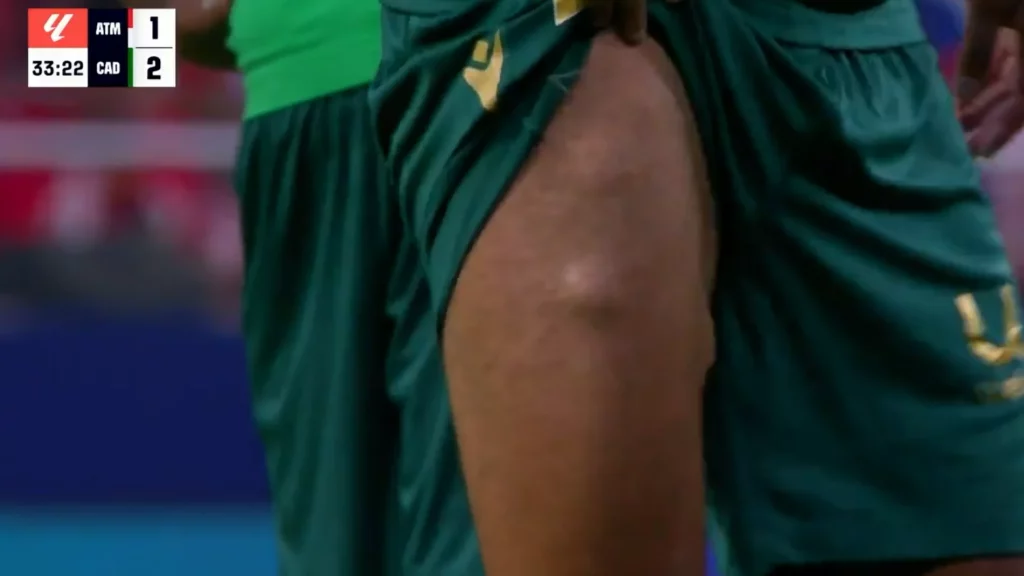 Solo habían pasado 30 minutos en ese partido