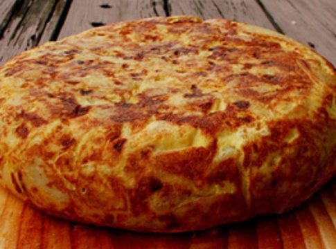 Ya es posible hacer una tortilla de patatas en la freidora de aire: ahorra tiempo y esfuerzo