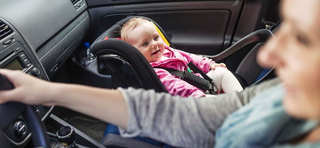 La Edad y la Altura Determinan el Asiento del Copiloto