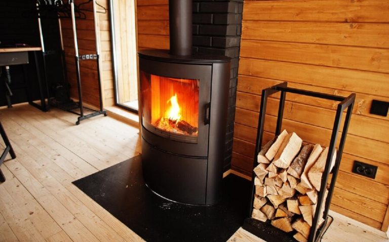 Este invierno caliéntate y ahorra con las estufas de leña