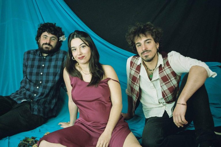 Eva Calero lanza su primer disco, 'Lumbre', el día 25 de octubre en el Café la Palma de Madrid