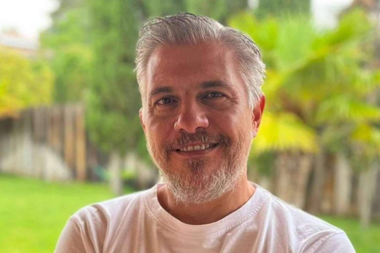 Raúl Nogales presenta 'A Orillas del Aqueronte'. La Ilíada del siglo XXI