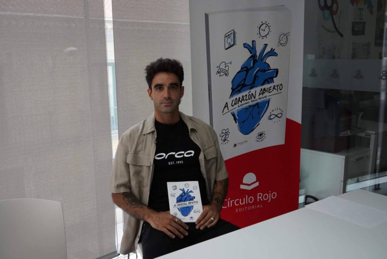 ‘A corazón abierto’, una obra de Alejandro Avello Palacios que invita a sus lectores a vivir su vida de forma más real y auténtica