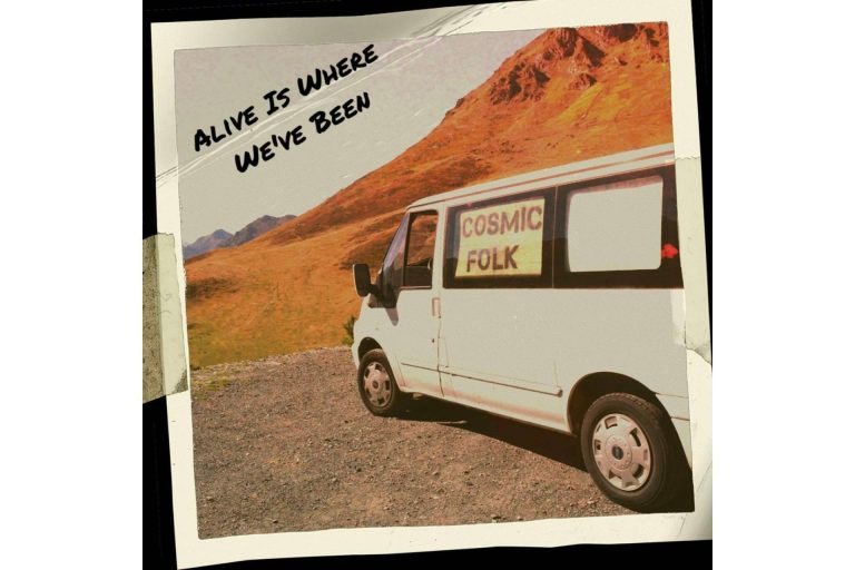 La Chapelle presenta su primer single 'Alive Is Where We've Been'