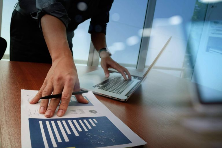 ¿Por qué confiar en una agencia de marketing digital para promocionar un negocio en internet?