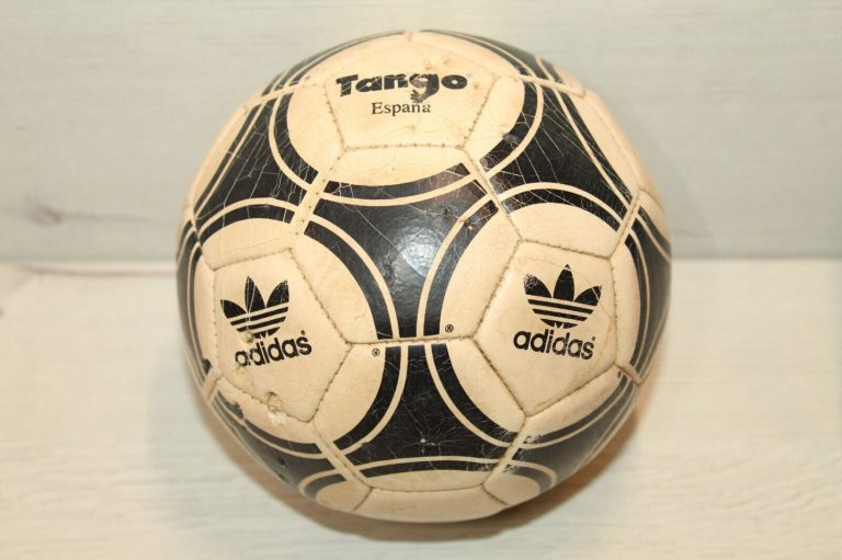 Los mejores balones de fútbol de los mundiales: una historia de pasión y perfección