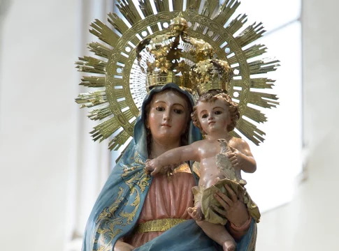 web-spain-pilar-iglesia-en-valladolid-cc-by-sa-2-0