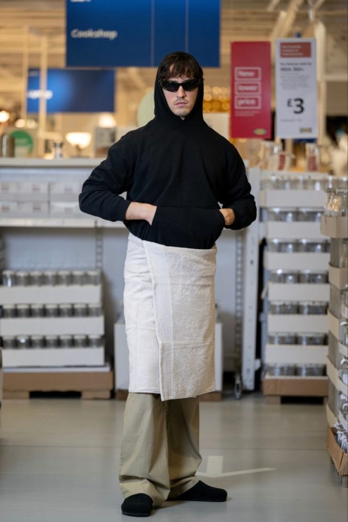 La Alternativa de IKEA a la Falda Toalla de Balenciaga