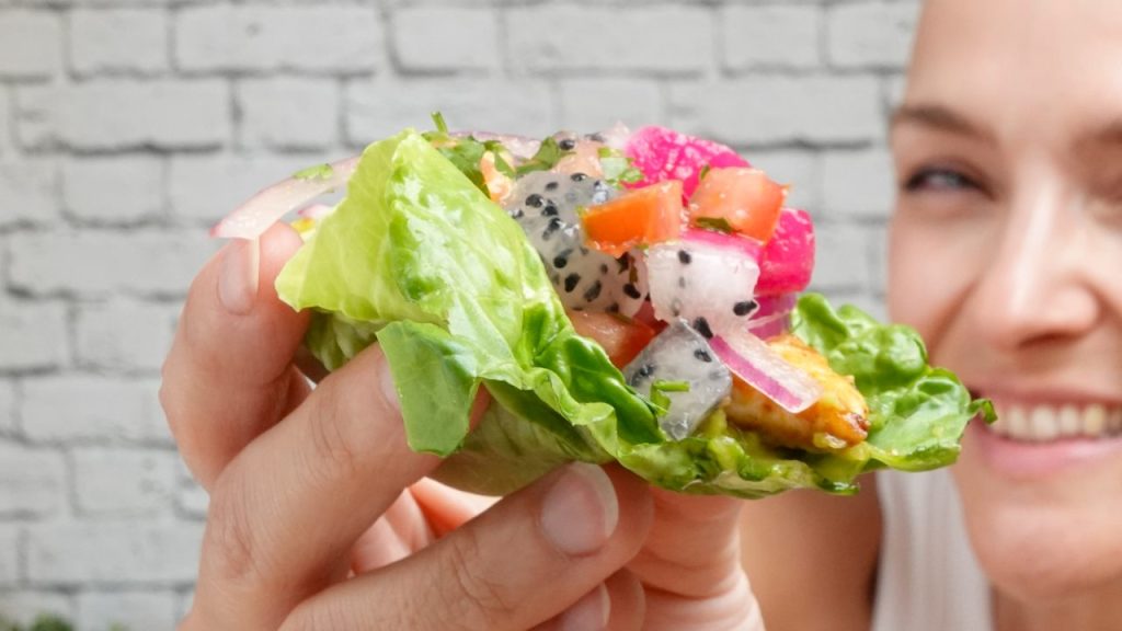 Delicatessen mexicana: receta de tacos de pollo y pitaya