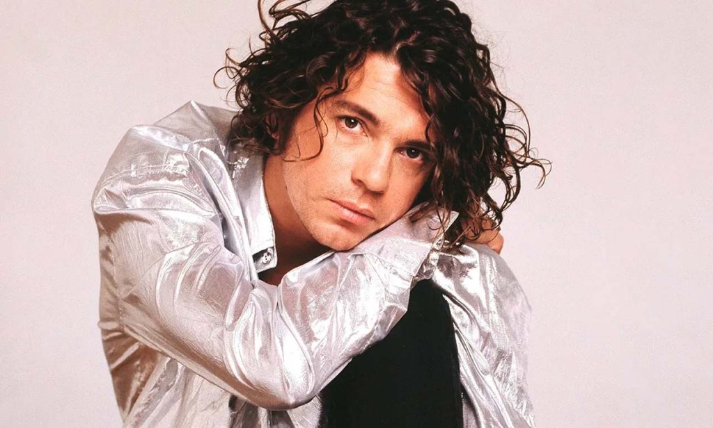 26 años sin Michael Hutchence: la leyenda inmortal del líder de INXS 1 10 canciones para celebrar el legado musical de Michael Hutchance el ultimo rockstar