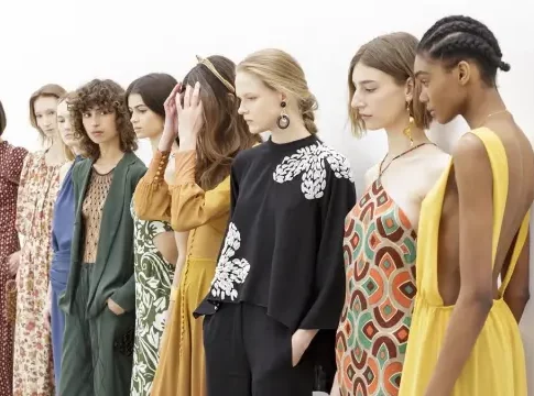 1116 Cine Estilizado- La Evolución de la Moda a Través del Lente Cinematográfico