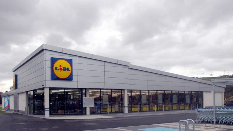 La freidora de aire perfecta para cocinas pequeñas y con el precio igual de reducido: Lidl te la tiene
