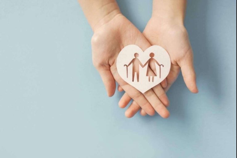 La tarea de Helpycare, transformar el envejecimiento en una experiencia positiva para 9 millones de españoles