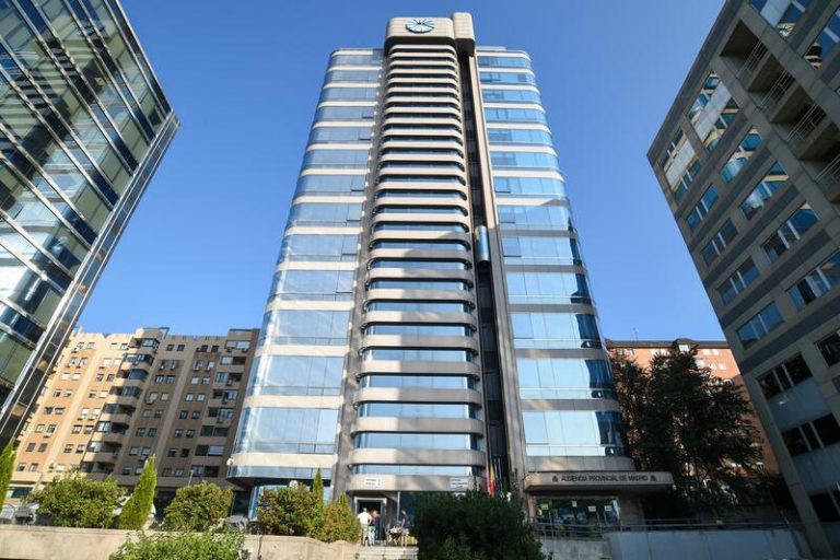 Juzgan hoy a un hombre por apuñalar a un joven que le exigió que dejara en paz a su novia