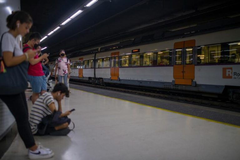 El Govern quiere operar todas las vías de Rodalies y garantizar las condiciones de los trabajadores